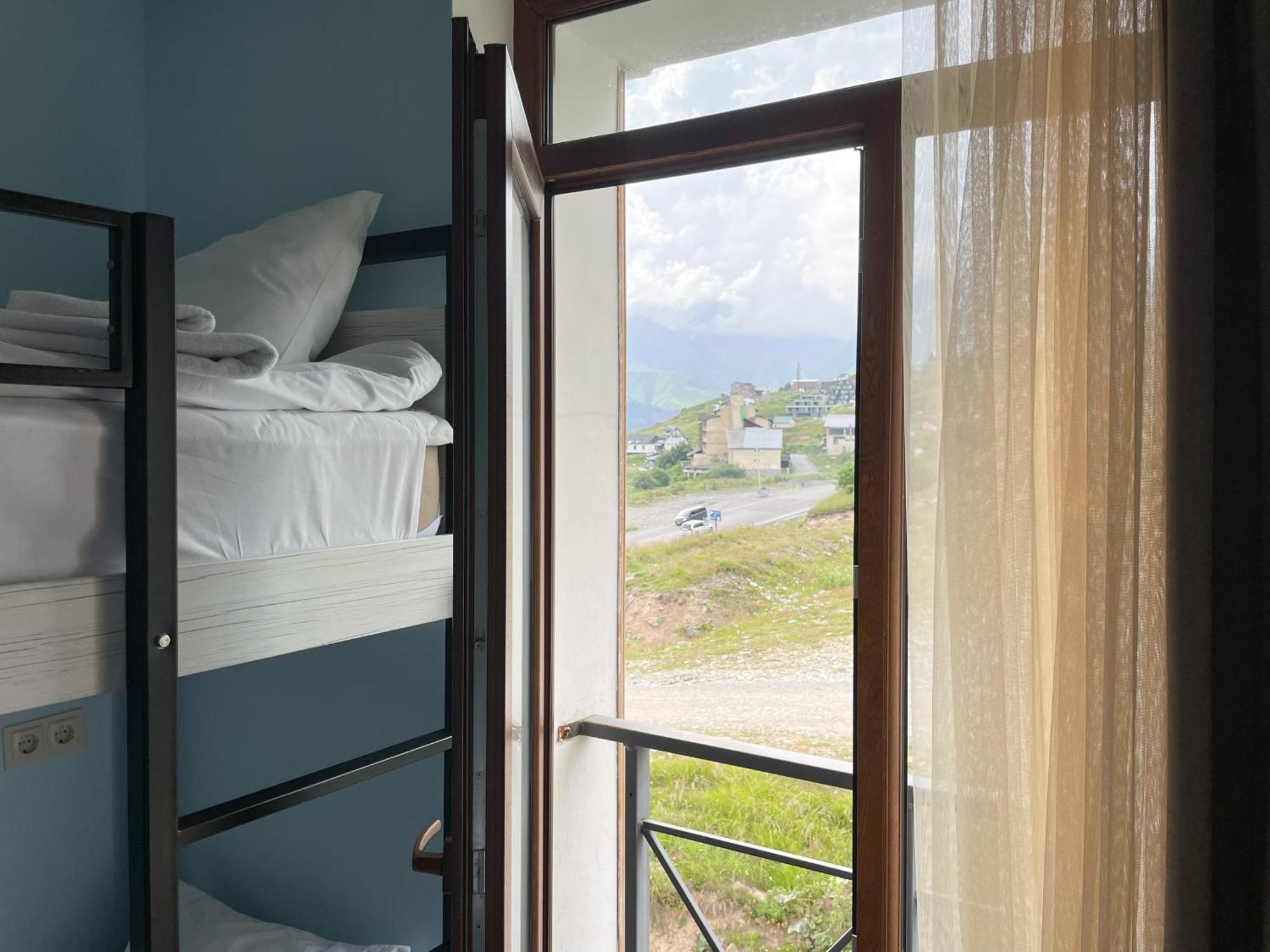 Rezohut Hotel Gudauri Luaran gambar