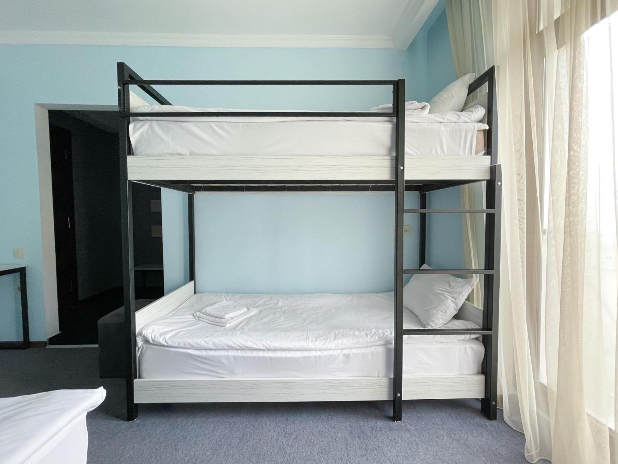Rezohut Hotel Gudauri Luaran gambar