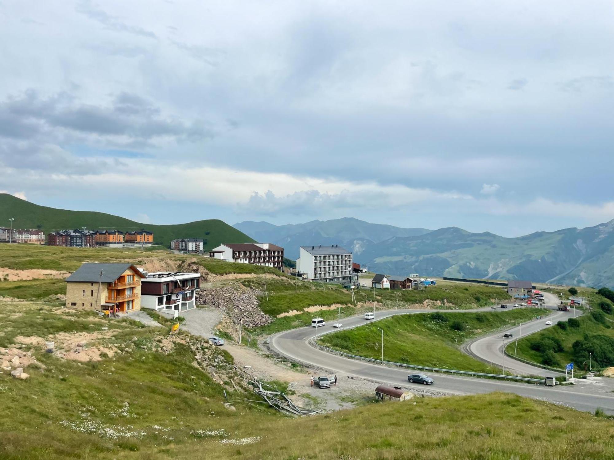 Rezohut Hotel Gudauri Luaran gambar