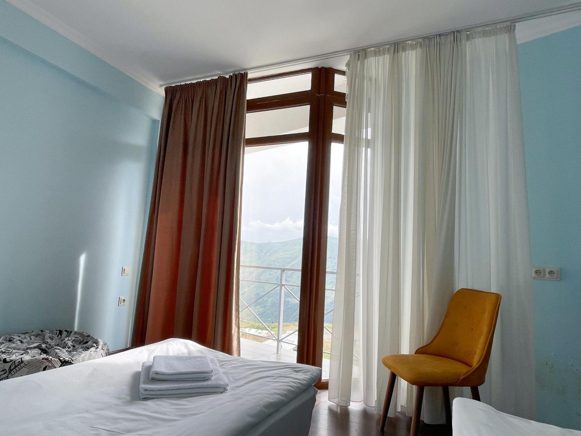Rezohut Hotel Gudauri Luaran gambar