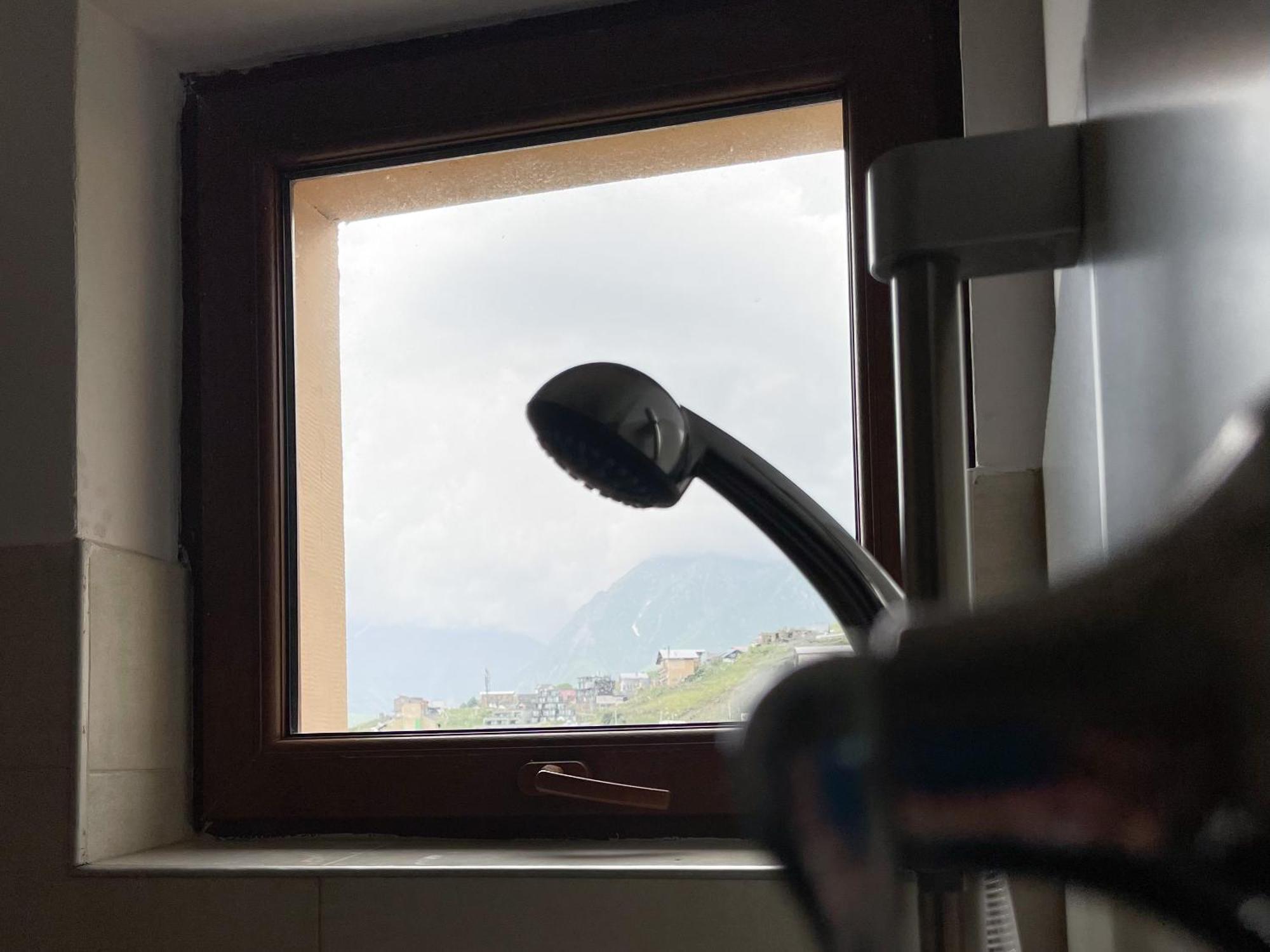 Rezohut Hotel Gudauri Luaran gambar