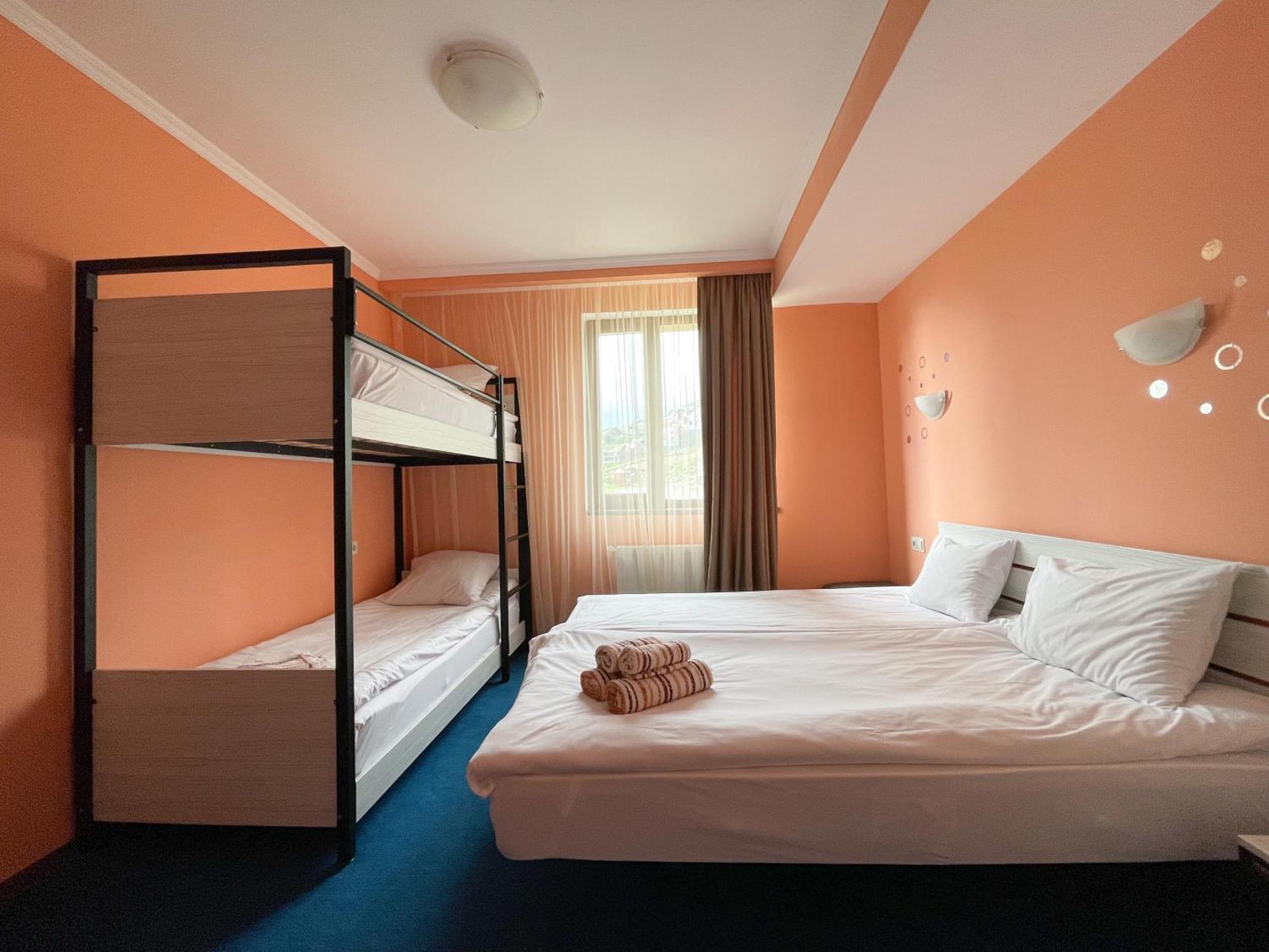 Rezohut Hotel Gudauri Luaran gambar